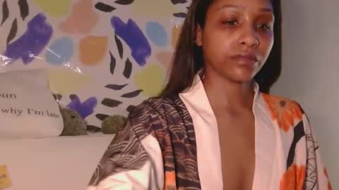 AtirahCali online show from April 2026 12:43:01 PM