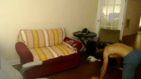 Snapshot of atlantis_weplantus chatting on July 2026 01:44:02 AM B Baby online show from July 2026 01:44:02 AM