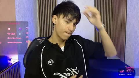 Snapshot of atlas_tay chatting on April 2026 01:47:02 AM Atlas tay online show from April 2026 01:47:02 AM