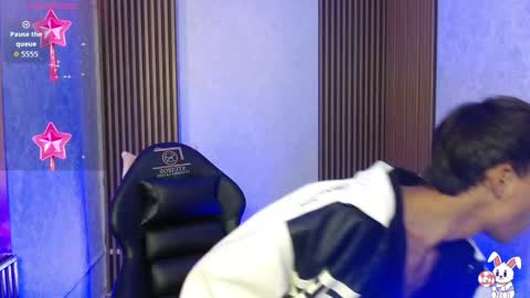 Snapshot of atlas_tay chatting on April 2026 12:41:01 AM Atlas tay online show from April 2026 12:41:01 AM