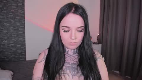 online every day between 10am-23pm online show from October 2025 12:57:02 PM