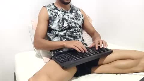 Snapshot of atorres21 chatting on December 2024 01:36:02 AM Torres online show from December 2024 01:36:02 AM