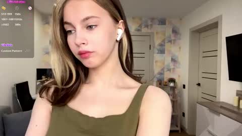 Jolyn online show from March 2026 04:07:02 AM