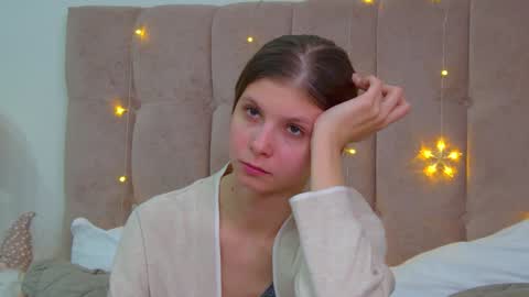 Audrey online show from December 2024 04:08:02 PM