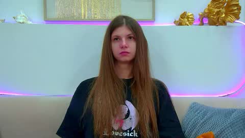 Audrey online show from September 2025 06:24:02 AM