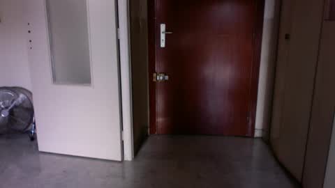 auguste688483 online show from February 2026 09:18:02 AM