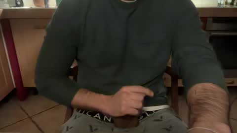 Snapshot of augustload chatting on November 2025 04:51:01 PM AugustLoad online show from November 2025 04:51:01 PM