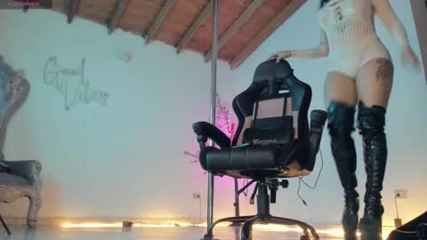 Snapshot of aurabonett chatting on March 2025 10:37:01 AM aura online show from March 2025 10:37:01 AM