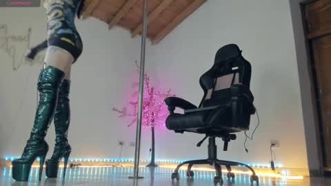 Snapshot of aurabonett chatting on March 2025 07:24:01 AM aura online show from March 2025 07:24:01 AM