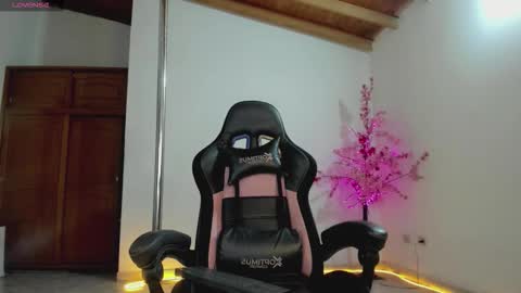 Snapshot of aurabonett chatting on September 2025 05:22:02 AM aura online show from September 2025 05:22:02 AM