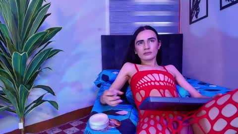 Snapshot of auralis_lux chatting on June 2026 02:33:01 PM auralis_lux online show from June 2026 02:33:01 PM