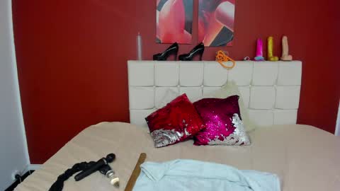 Snapshot of aurora_doll_ chatting on January 2025 12:37:01 PM AURORA online show from January 2025 12:37:01 PM