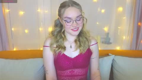 Kate online show from March 2025 06:39:02 PM