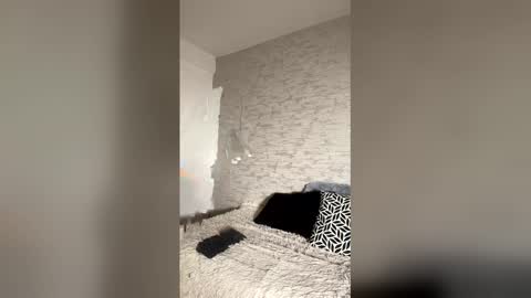 Snapshot of aurora_monroe_ chatting on March 2026 02:03:01 AM Aurora online show from March 2026 02:03:01 AM