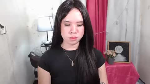 Snapshot of aurora_rosx chatting on April 2026 05:18:01 PM aurora xoxo online show from April 2026 05:18:01 PM