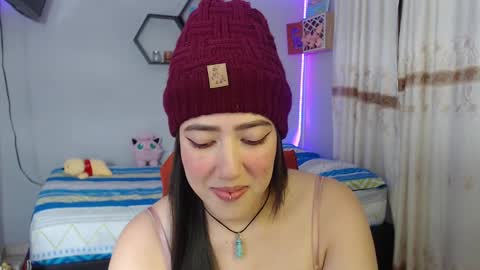 Snapshot of aurora_shy_ chatting on January 2025 03:07:02 AM Aurora  online show from January 2025 03:07:02 AM