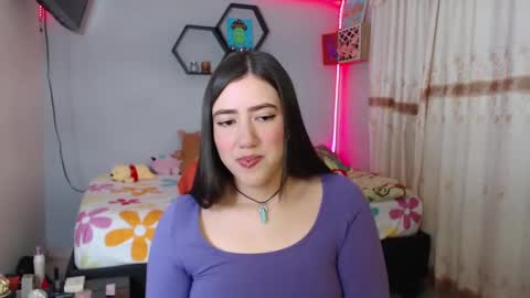 Snapshot of aurora_shy_ chatting on February 2025 04:27:01 AM Aurora  online show from February 2025 04:27:01 AM