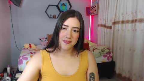 Snapshot of aurora_shy_ chatting on February 2025 04:36:02 AM Aurora  online show from February 2025 04:36:02 AM