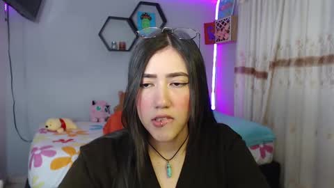 Snapshot of aurora_shy_ chatting on February 2025 08:14:02 PM Aurora  online show from February 2025 08:14:02 PM