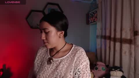 Snapshot of aurora_shy_ chatting on June 2026 05:35:01 AM Aurora online show from June 2026 05:35:01 AM