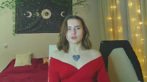 Aurora online show from December 2024 03:35:01 PM