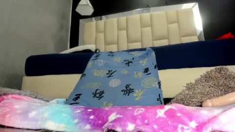 auroraa_miller online show from January 2025 06:17:02 PM