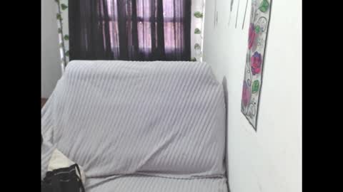 AURORA online show from November 2025 06:28:02 PM