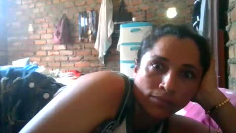 Snapshot of auroraangels1 chatting on May 2026 07:19:02 PM auroraangels1 online show from May 2026 07:19:02 PM