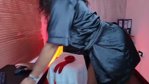 Ariana online show from April 2026 09:50:02 PM