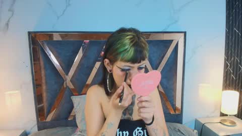 Snapshot of auroradiaz_ chatting on April 2026 11:40:02 AM Aurora Diaz online show from April 2026 11:40:02 AM