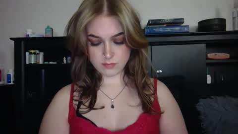 auroralightz1 online show from March 2026 09:50:01 PM