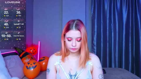 Snapshot of auroralovejoy chatting on October 2025 08:22:02 PM Aurora online show from October 2025 08:22:02 PM