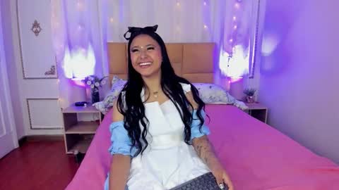 Aurora online show from October 2025 11:56:02 AM