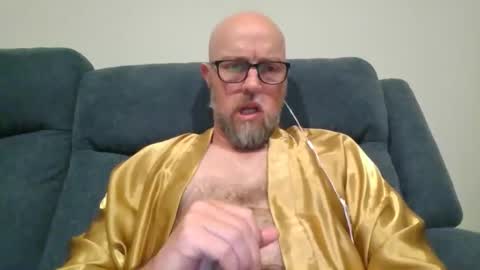 aussieguy73 online show from November 2025 12:28:02 PM