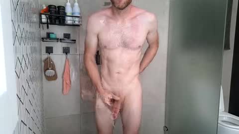 Snapshot of aussieweapon chatting on October 2025 10:53:02 PM Nick online show from October 2025 10:53:02 PM