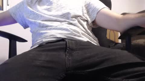 Snapshot of austin_breaker chatting on October 2025 05:56:01 PM austin_breaker online show from October 2025 05:56:01 PM