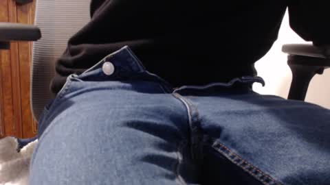 Snapshot of austin_breaker chatting on February 2026 05:38:01 PM austin_breaker online show from February 2026 05:38:01 PM