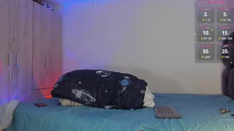 A online show from November 2025 08:58:02 PM