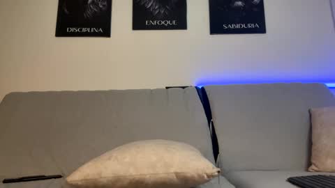 AustinTorres  online show from June 2026 12:43:02 AM