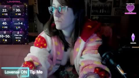 Snapshot of autumn563 chatting on December 2024 08:45:02 AM Autumn online show from December 2024 08:45:02 AM