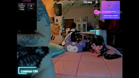 Snapshot of autumn563 chatting on December 2024 05:15:02 AM Autumn online show from December 2024 05:15:02 AM