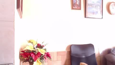 Snapshot of ava_f0xy chatting on May 2026 07:52:02 PM Ava Jordana online show from May 2026 07:52:02 PM