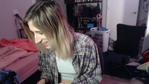 Snapshot of ava_reinhart_999 chatting on February 2026 11:53:01 PM Ava online show from February 2026 11:53:01 PM