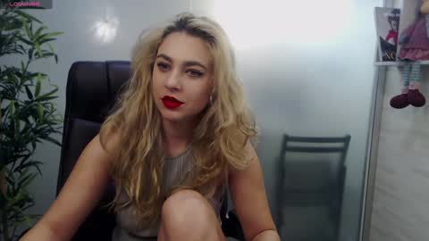    online show from December 2024 04:09:02 AM