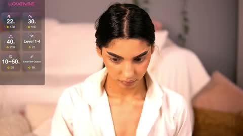 Ava online show from April 2026 07:03:01 PM