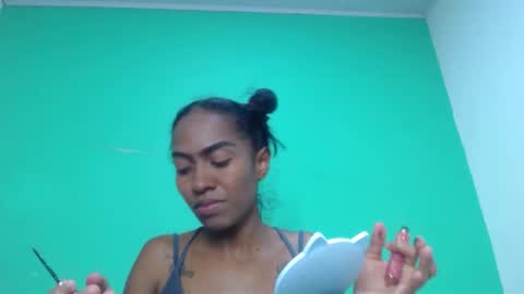 avalericherrycm101 online show from November 2025 11:25:02 PM