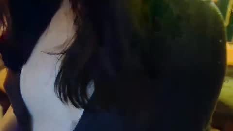 Snapshot of average_girl222 chatting on December 2024 07:07:02 AM raven blue online show from December 2024 07:07:02 AM