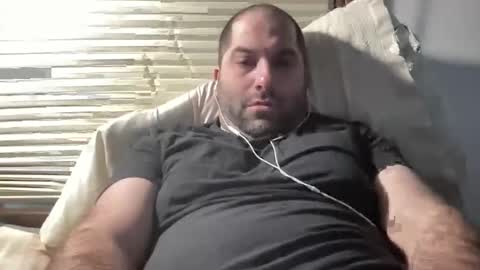 Snapshot of averagejoe345977 chatting on February 2026 04:41:01 PM averagejoe345977 online show from February 2026 04:41:01 PM