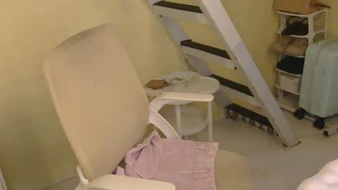 Rhian online show from February 2026 04:09:02 AM