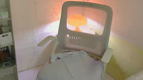 Rhian online show from April 2026 02:31:01 AM